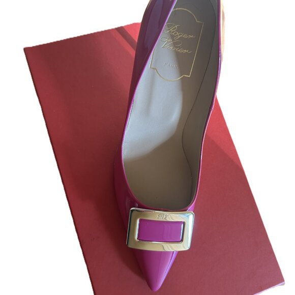 Roger Vivier Shoes - Roger Vivier patent leather heels